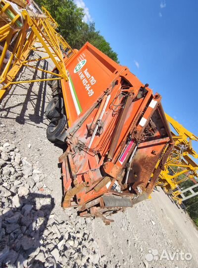 Мусоровоз с задней загрузкой мк-4546-08