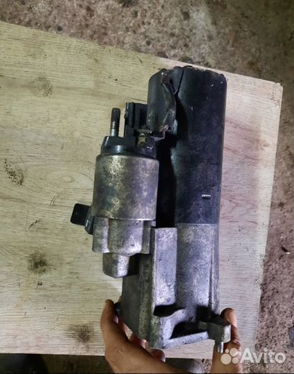 Стартер Audi A6C6 04-09г 2,0 TDI