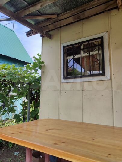 Дача 10 м² на участке 6 сот.