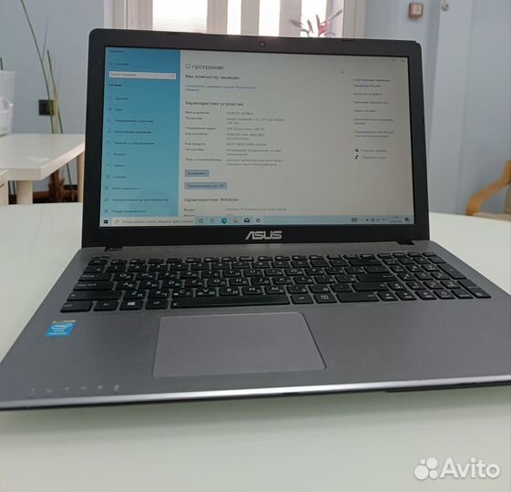 Ноутбук Asus X550C