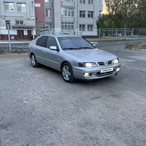 Nissan Primera 2.0 MT, 1991, 350 000 км, с пробегом, цена 290 000 руб.