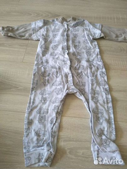 Продам детские вещи, на возраст 6-12 мес