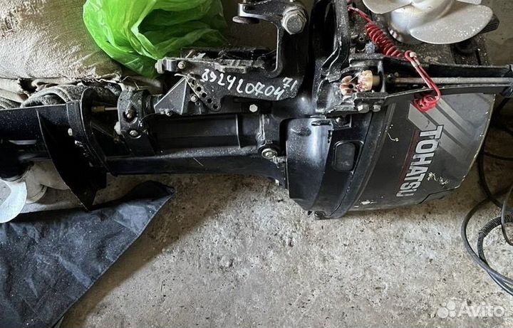 Лодочный мотор и лодка