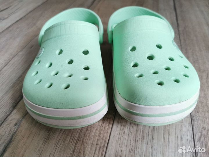 Сабо crocs J2