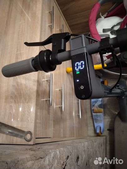 Электросамокат Hiper Triumph M100