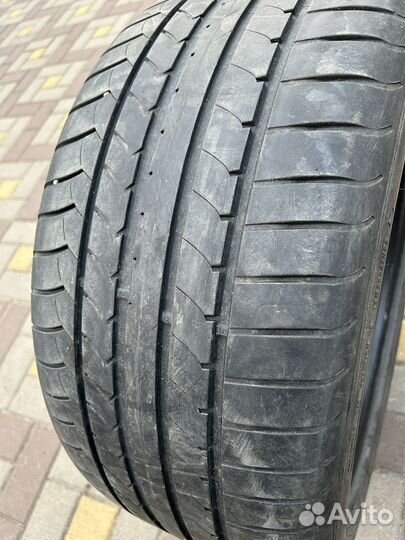 Goodyear EfficientGrip 275/40 R19