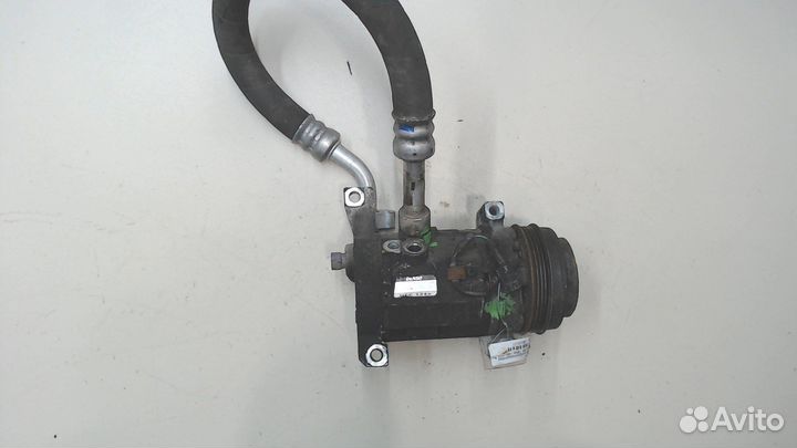 Компрессор кондиционера Chevrolet Tahoe, 2001