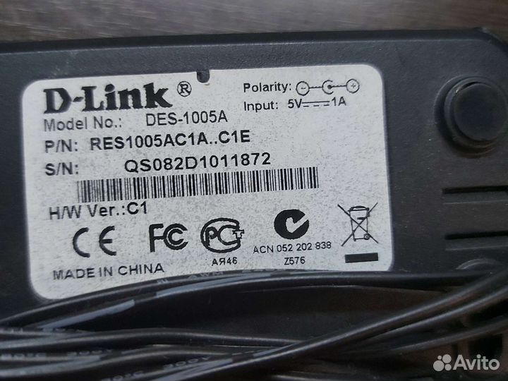 Свич, коммутатор, хаб, D-link 1005A