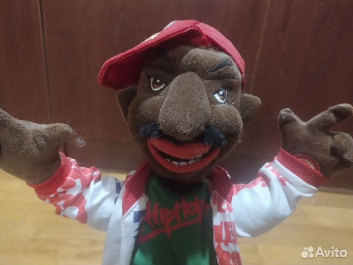 Игрушки из 90х. Рэпер и цветочек