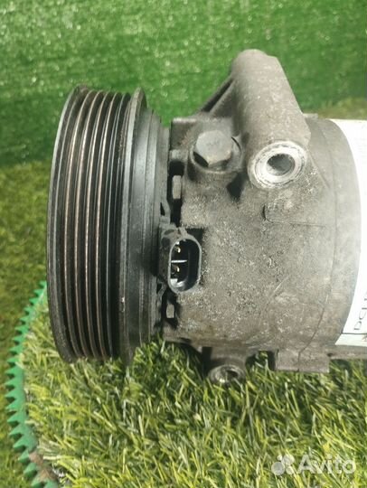 Компрессор кондиционера Renault Megane рест. 2001