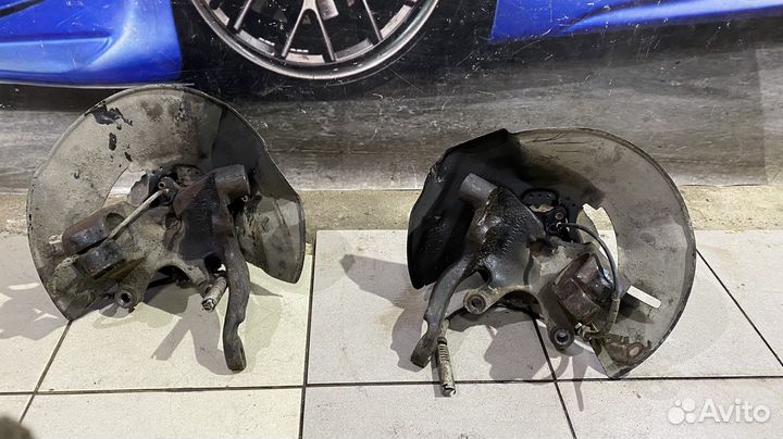 Кулаки поворотные передние BMW 7 series E38 long