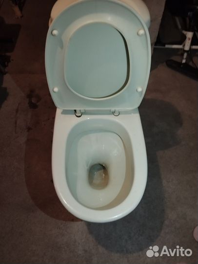 Унитазы и бачки бу