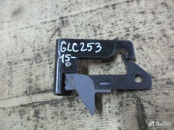 Крючок капота mercedes benz GLC-Class C253 coupe 2