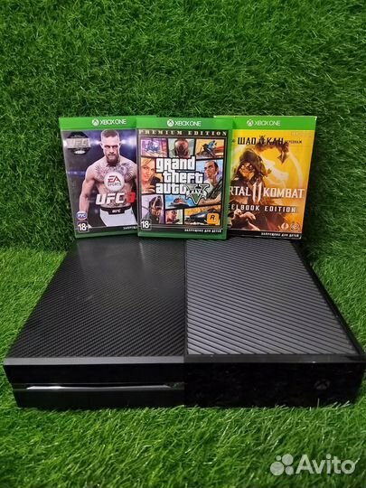 Игровая приставка Xbox One 500 Gb