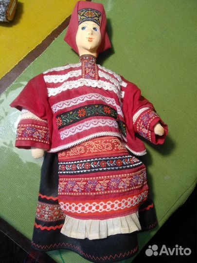 Кукла в национальном костюме