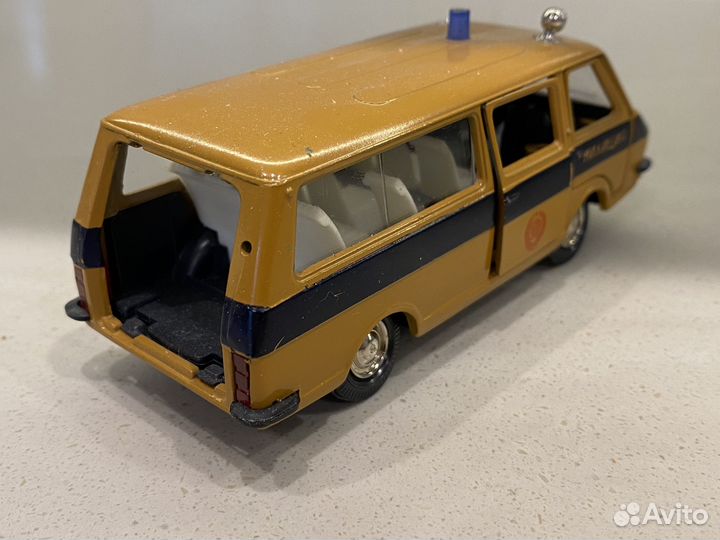 Модель автомобиля раф 2203 милиция гаи СССР 1:43