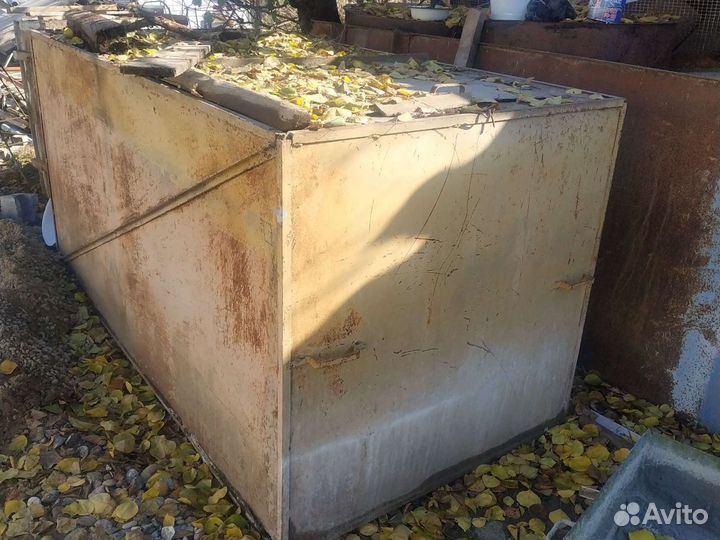 Бак- емкость из металла