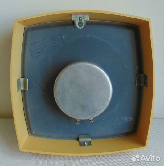 Часы настенные электрические 