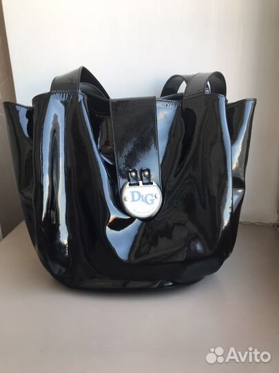 Сумка черная женская черная лаковая