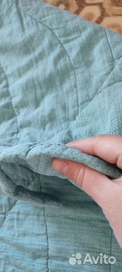 Декоративное покрывальце листик