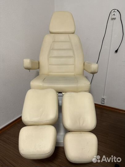 Кресло для педикюра с электроприводом