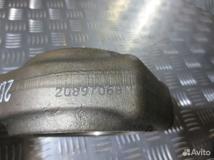Шатун Volvo 20897068
