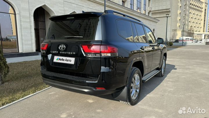 Toyota Land Cruiser 4.0 AT, 2022, 5 000 км