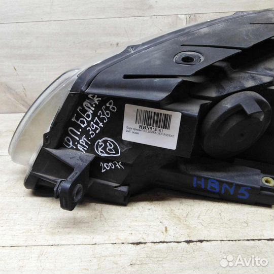 Фара правая Volkswagen Passat B6