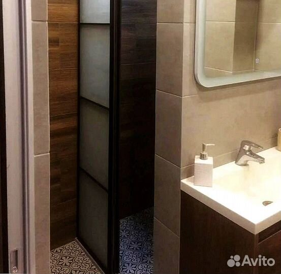 Раздвижная перегородка с матовым стеклом