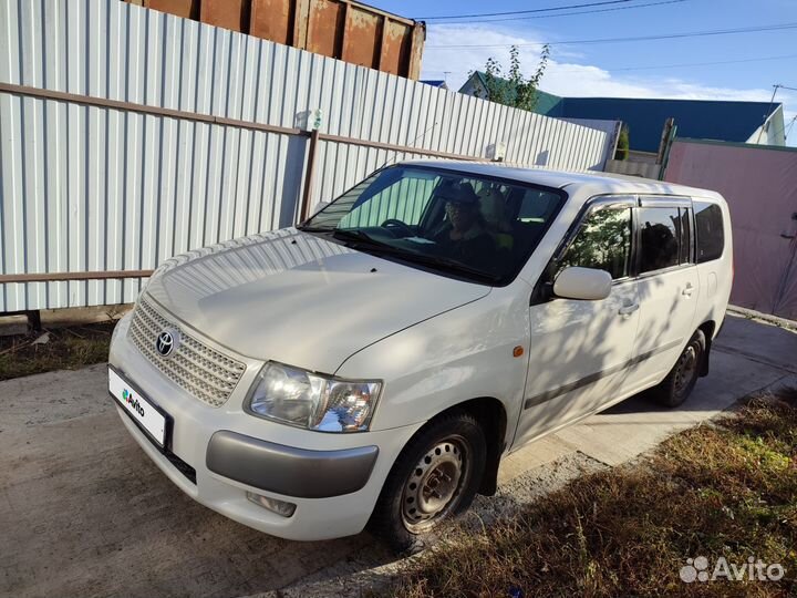 Toyota Succeed 1.5 AT, 2010, 222 000 км