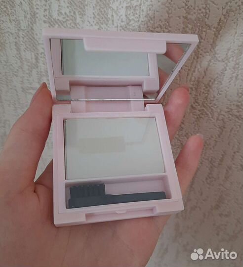 Мыло для бровей revolution