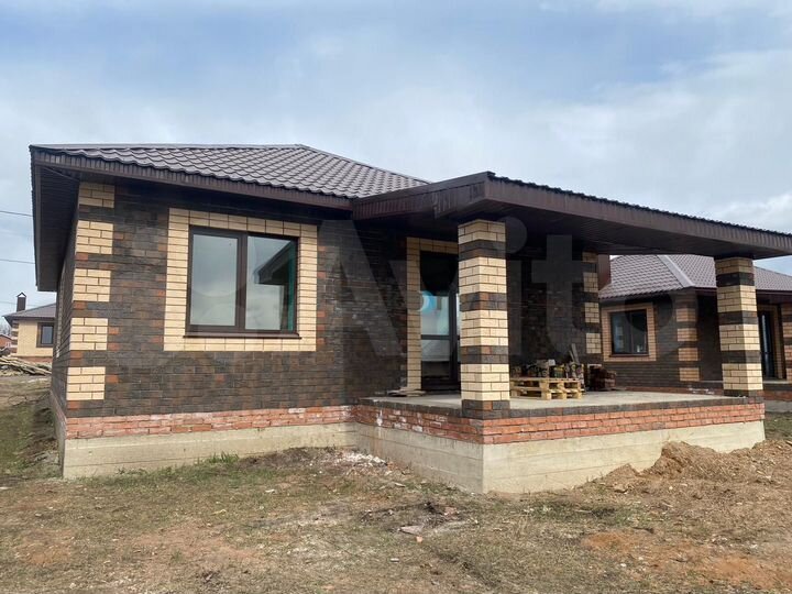 Дом 90 м² на участке 8 сот.