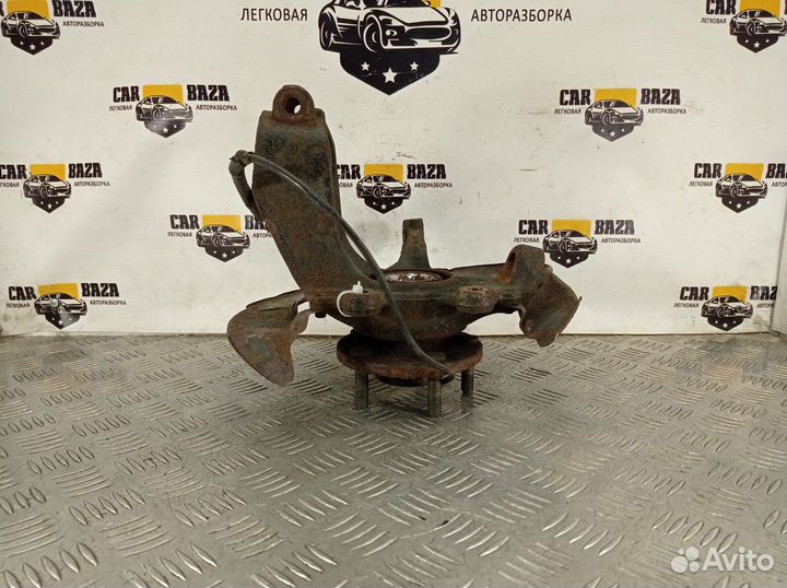 Кулак поворотный передний правый R