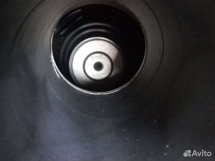 Автомобильный сабвуфер