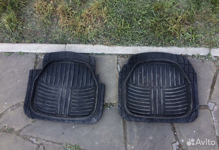 Резиновые коврики на ваз
