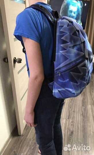 Рюкзак школьный