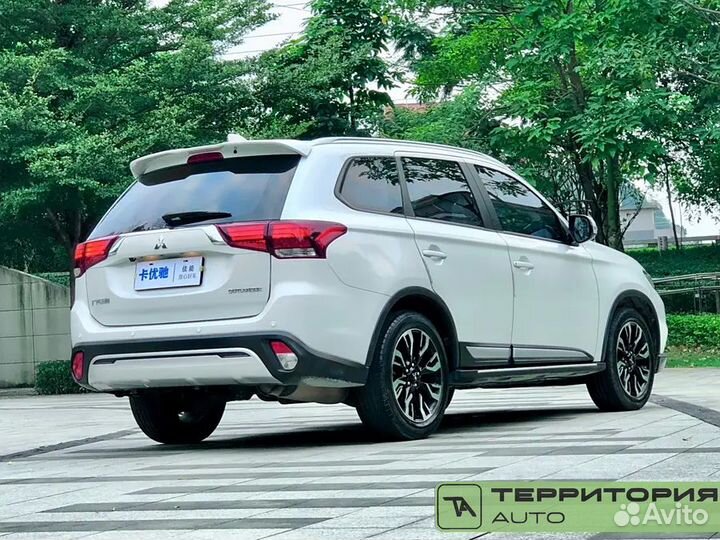 Mitsubishi Outlander 2.4 CVT, 2021, 24 000 км