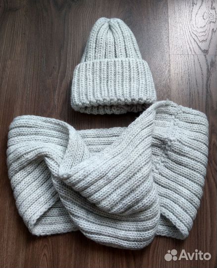 Шапки, новый шарф, снуд, новые митенки под норку