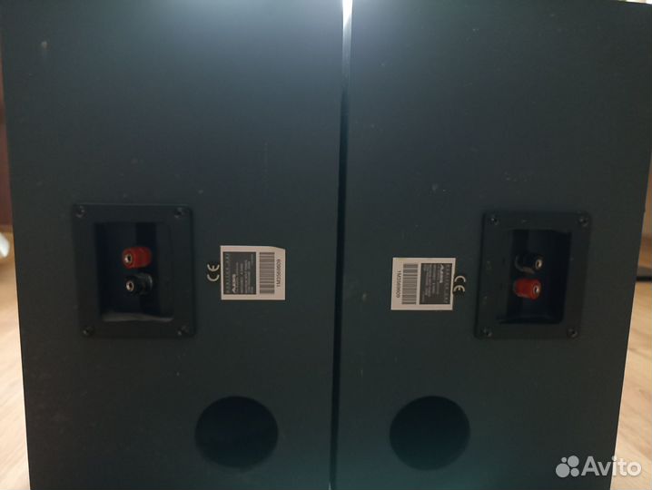 Студийные мониторы пара Alesis б/у