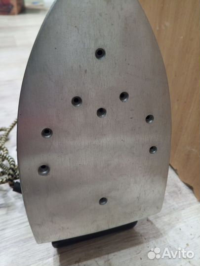 Продам утюг