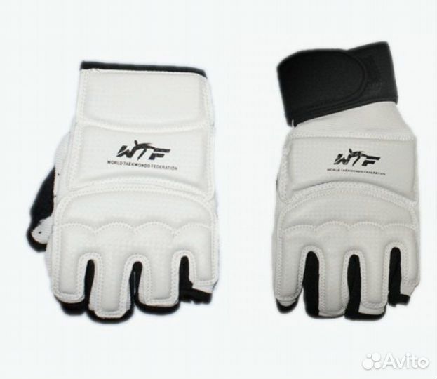 Перчатки для единоборств