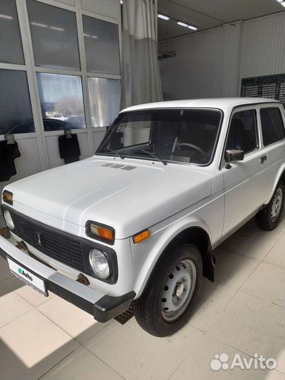 LADA 4x4 (Нива) 1.7 МТ, 2006, 40 000 км