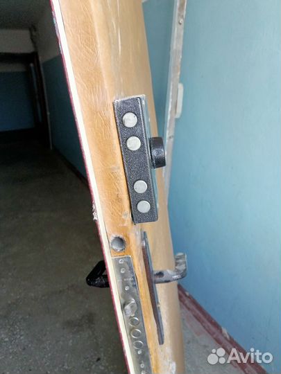 Дверь входная металлическая бу левая