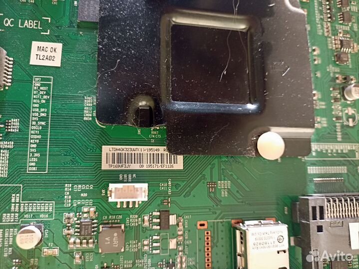 Телевизор по запчастям Dexp U40B9000H