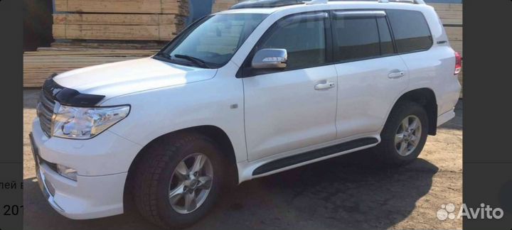 Рама с документами и шильдиками