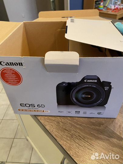 Зеркальный фотоаппарат Canon 6d