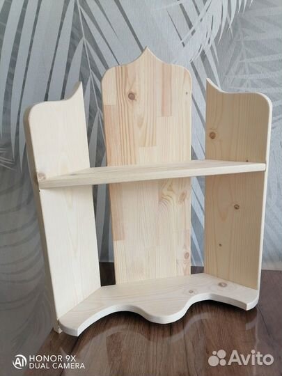 Угловая полка для икон