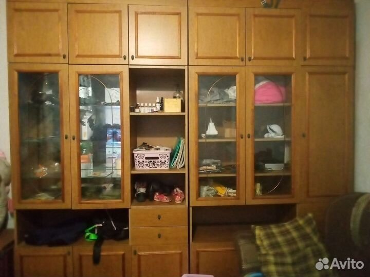 Стенка в гостиную бу