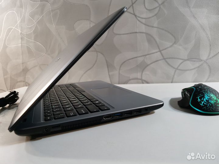 Как новый 2021г. игровой 12 гиговый Asus