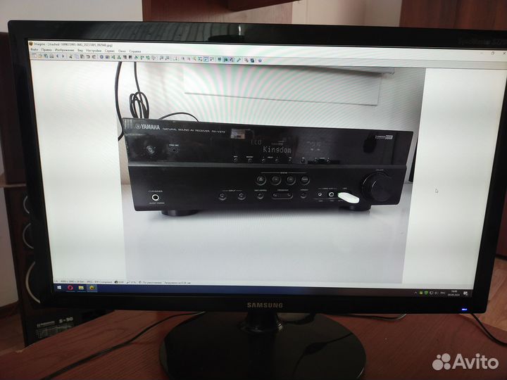 Монитор Samsung S22B300B LED